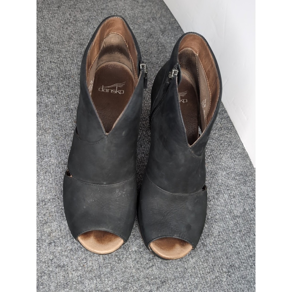 Dansko Delphina Bootie Sz 9 US / 39 Peep-Toe Platform Leather‎ Black Suede Heels - Picture 2 of 9